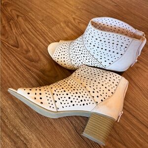 Rampage Perforated Cream Ankle Booties